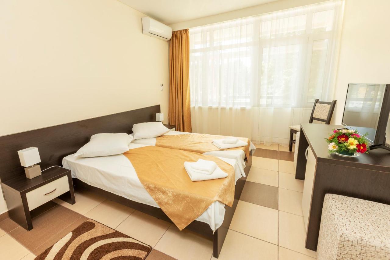 Hotel Dacia ネプトゥン エクステリア 写真